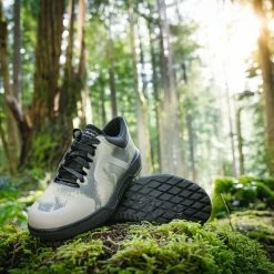 DAKINE Flat Pedal Shoes Drift Cycling Shoe Men's -Ride Concepts Shop CAM D3