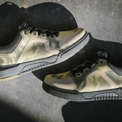 DAKINE Flat Pedal Shoes Drift Cycling Shoe Men's -Ride Concepts Shop CAM D4