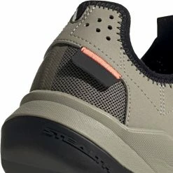 Five Ten Flat Pedal Shoes Trailcross SL Mountain Bike Shoe Women's -Ride Concepts Shop LEGGRECOR D9