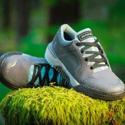 DAKINE Flat Pedal Shoes Drift Cycling Shoe Women's -Ride Concepts Shop NILGRE D8